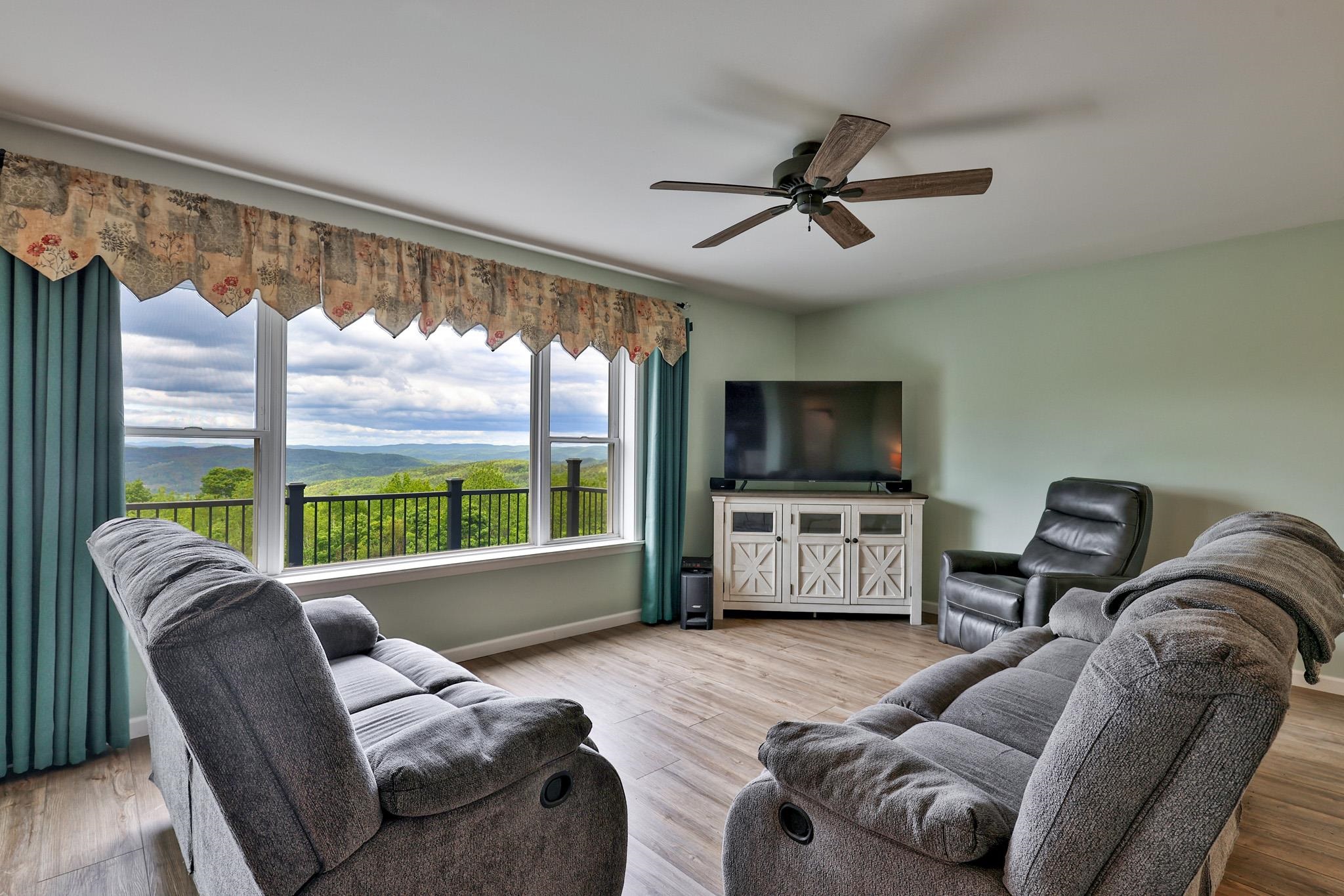 133 Rousseau Road Royalton, VT 05032 - Photo 13 of 53