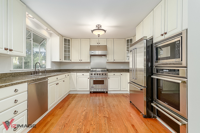 938 Harding Road Hinsdale, IL 60521 - Photo 6 of 41