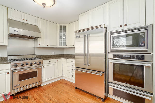 938 Harding Road Hinsdale, IL 60521 - Photo 8 of 41