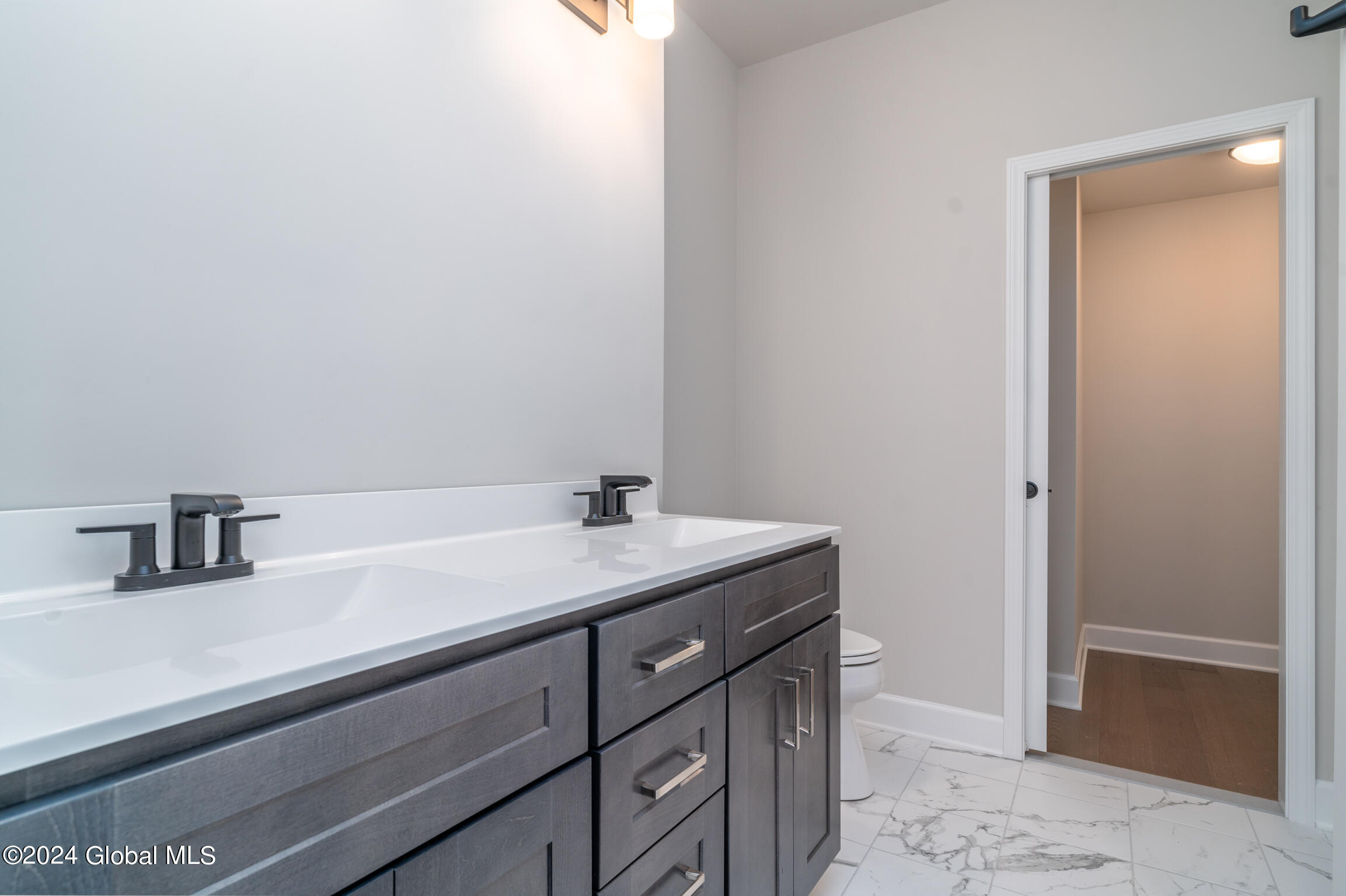 12 Priddle Lane Colonie, NY 12110 - Photo 15 of 22 57 Hillard Ln Latham NY mls-14