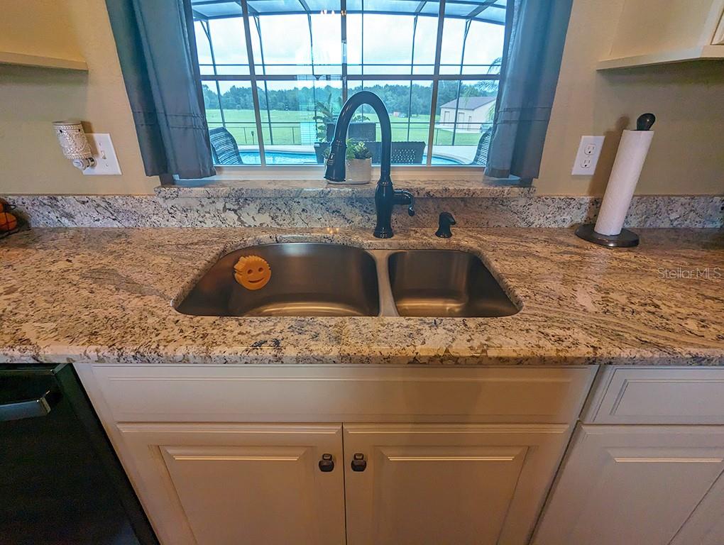 19221 Baker Road Umatilla, FL 32784 - Photo 9 of 62