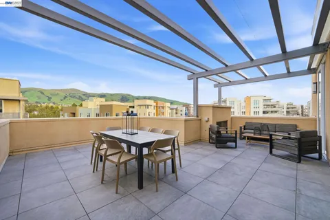 $1,915,000 | 45188 Tom Blalock Street, Unit 301, Fremont, CA 94539