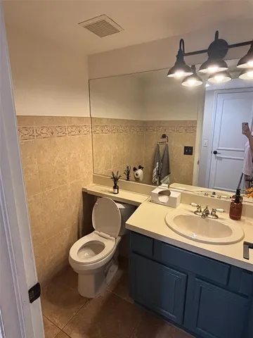 $3,500 | 3031 Pine Forest Drive, Palm Harbor, FL 34684