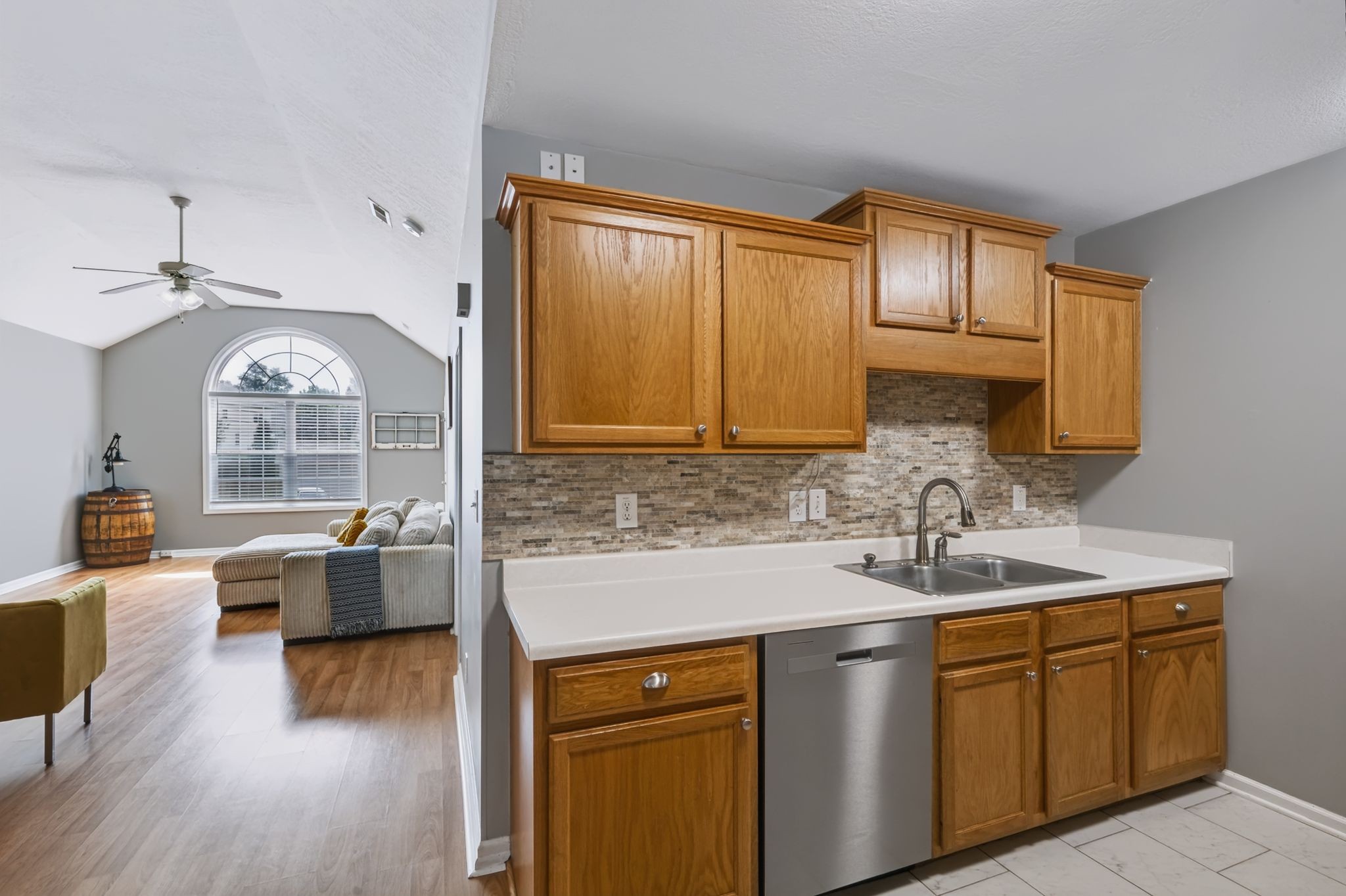 2862 Spring Meade Boulevard Columbia, TN 38401 - Photo 9 of 24