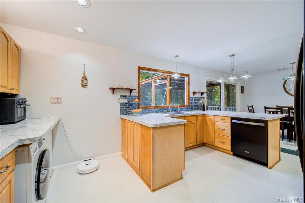 9 Van Vlack Road Hopewell Junction, NY 12533 - Photo 18 of 37