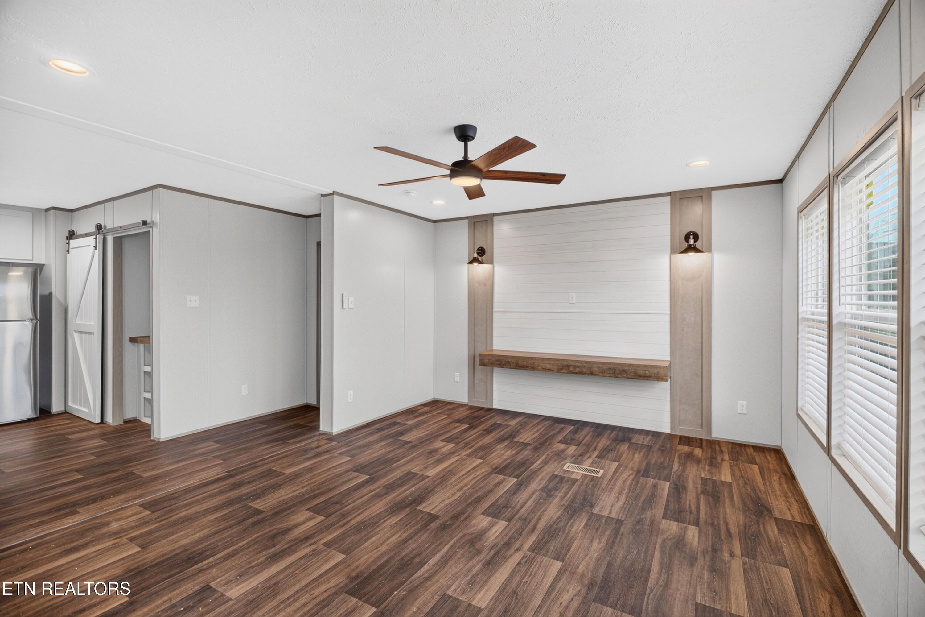 245 Laura Boling Loop Road Strawberry Plains, TN 37871 - Photo 7 of 30 005-245LauraBolingLoopRoad-StrawberryPla