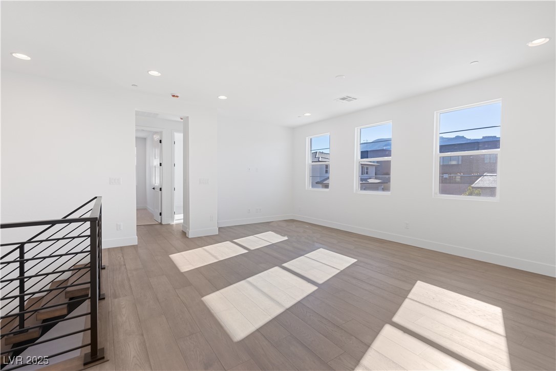 1176 Viento View Avenue Henderson, NV 89012 - Photo 18 of 33
