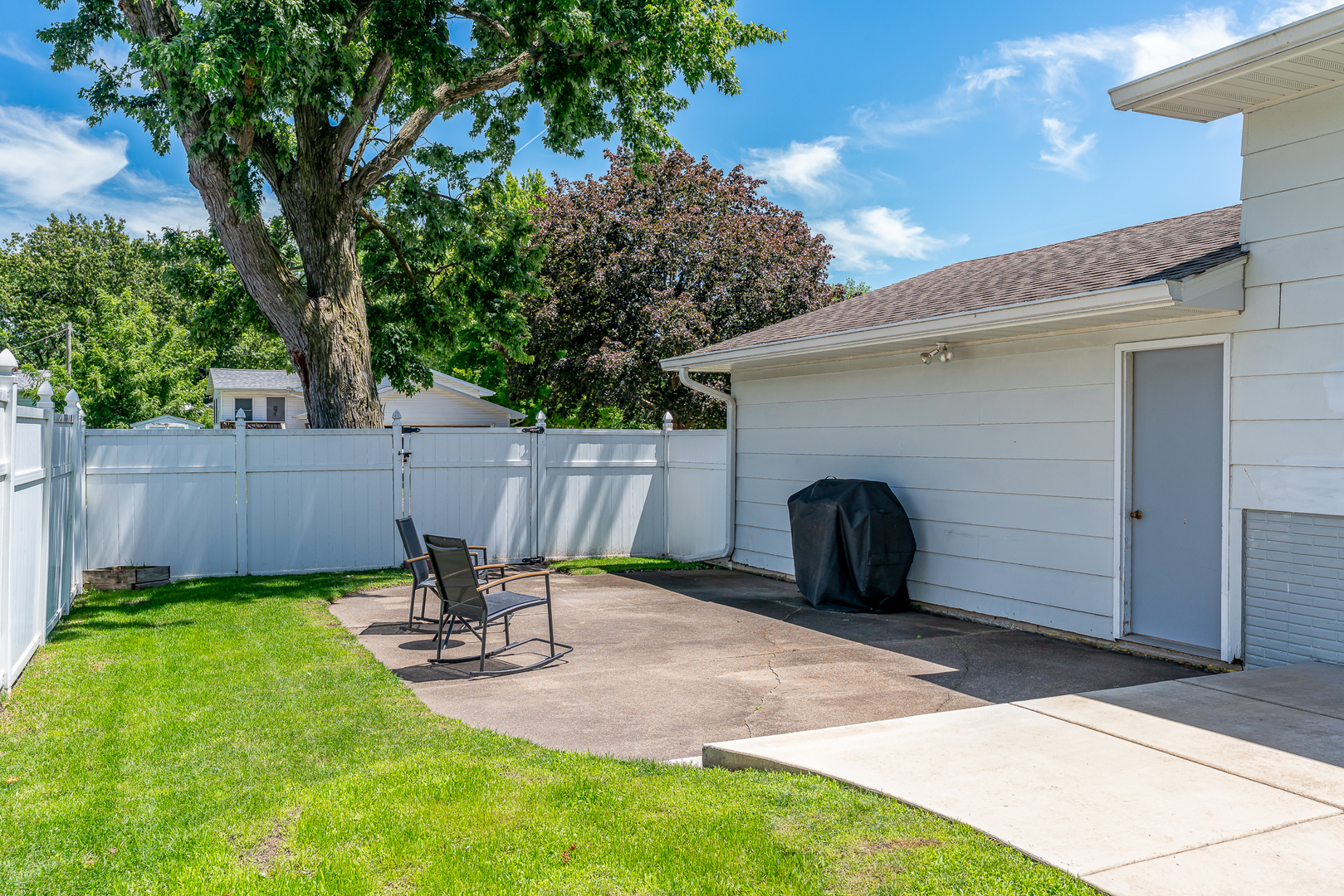 300 West Spring Street Eldridge, IA 52748 - Photo 19 of 20