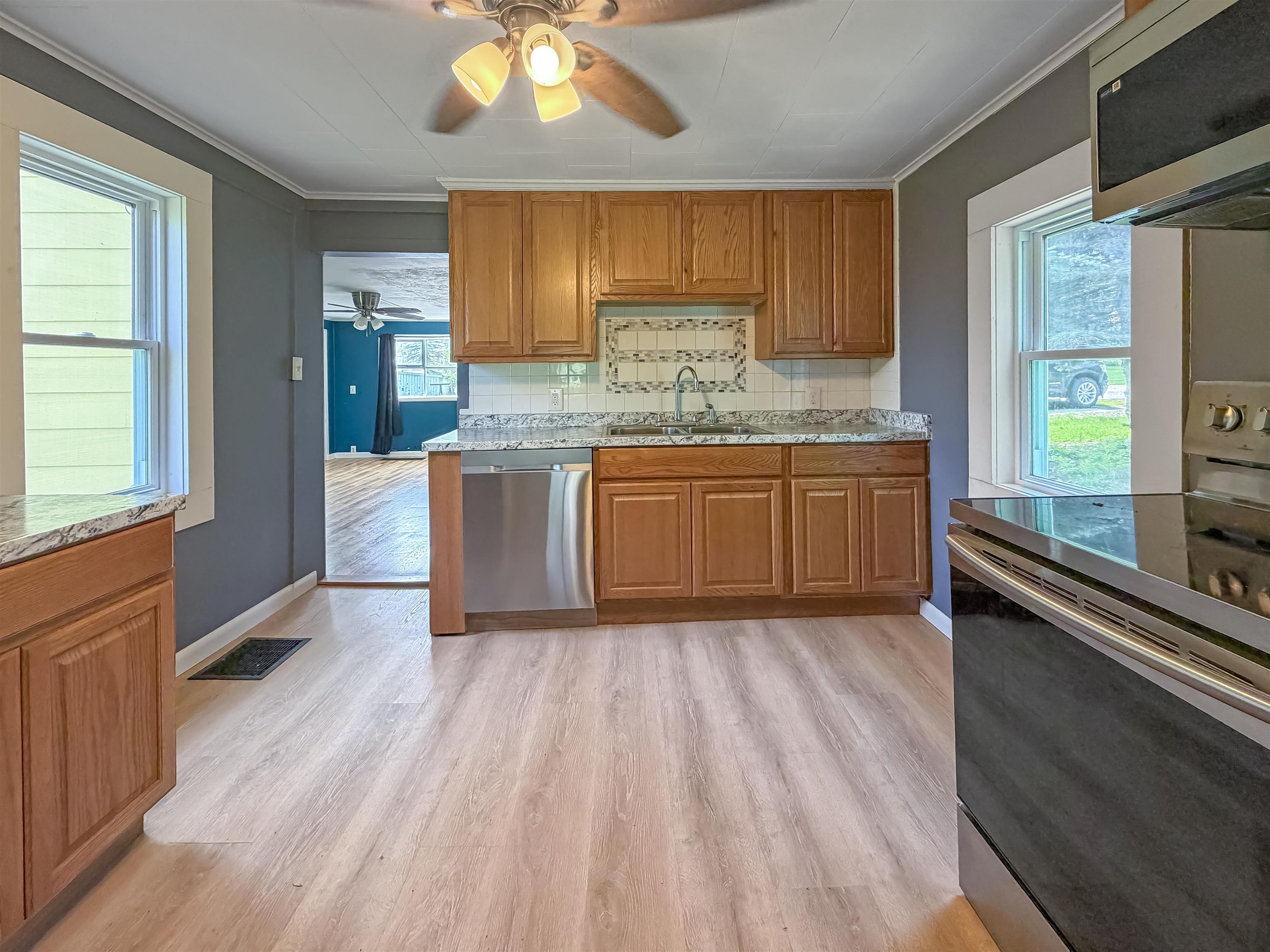 8 Lake Street Swanton, VT 05488 - Photo 9 of 22