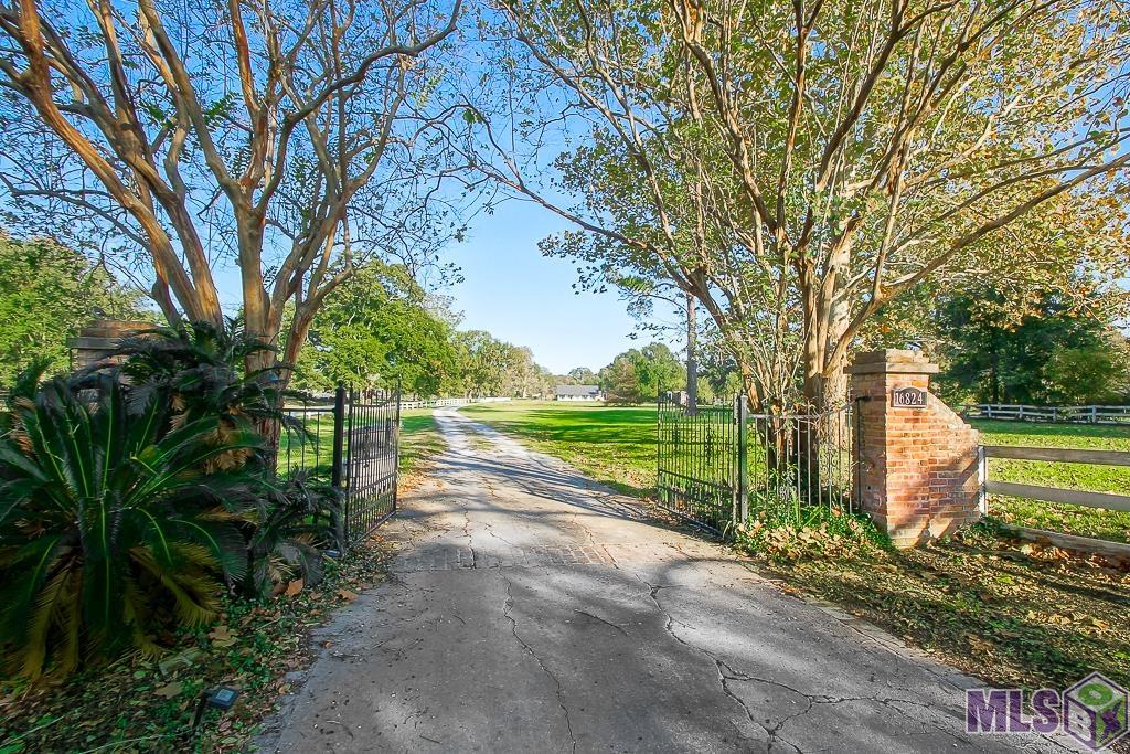 16824 George Oneal Road Baton Rouge, LA 70817 - Photo 1 of 17 Gallery Image 1