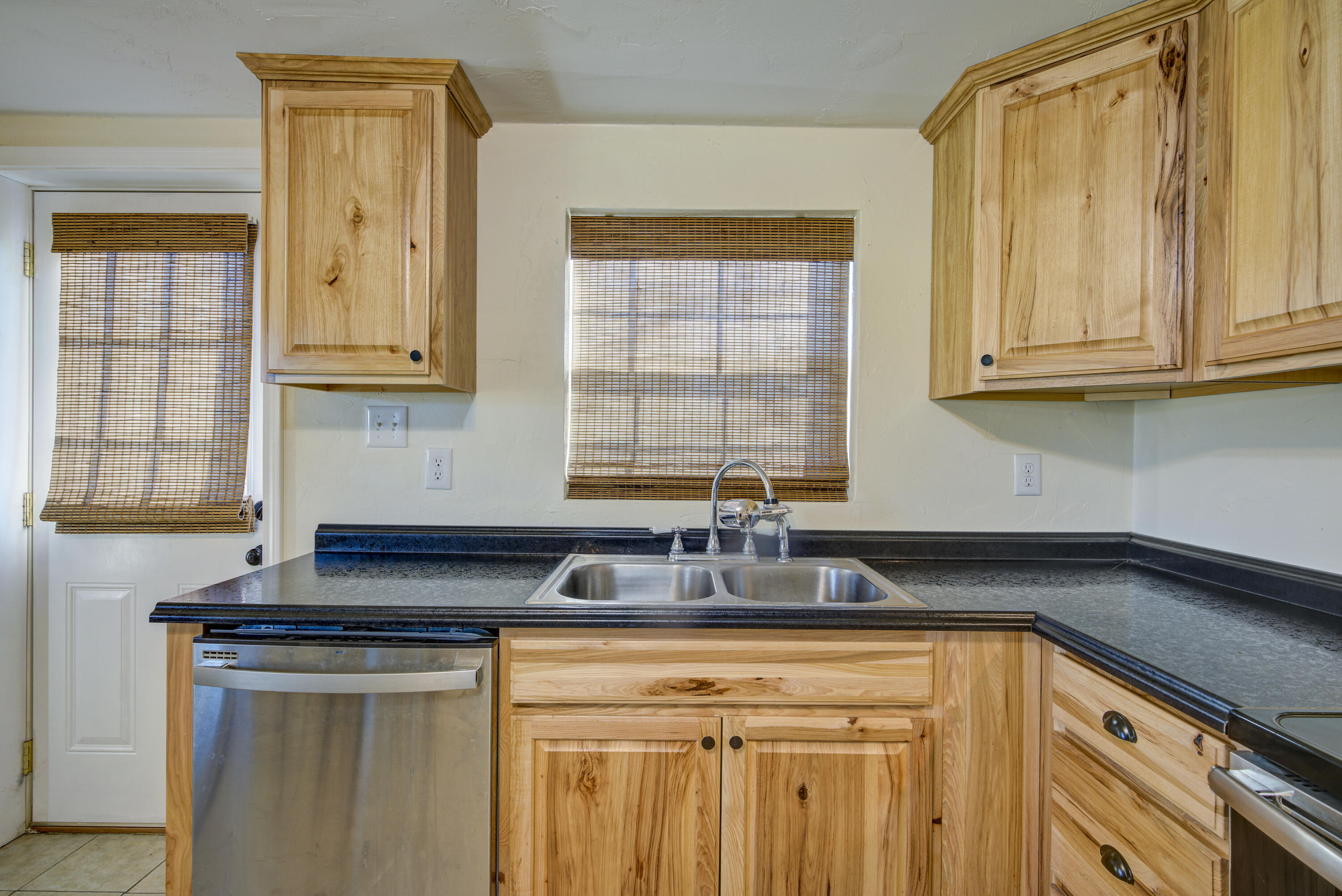 398 Muddy Fork Road Jonesborough, TN 37659 - Photo 7 of 26 Muddy--6-Kitchen 3