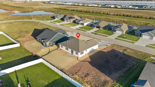 $438,900 | 2522 Tipperary Trail, De Pere, WI 54115