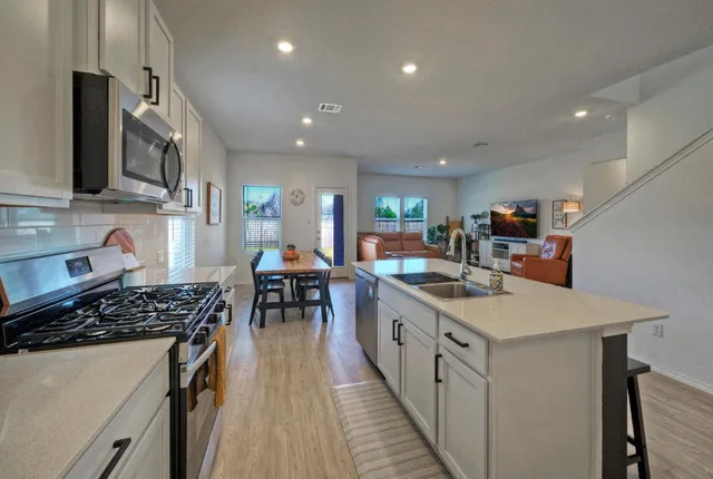 $489,900 | 1200 Acorn Oak Drive, Georgetown, TX 78628