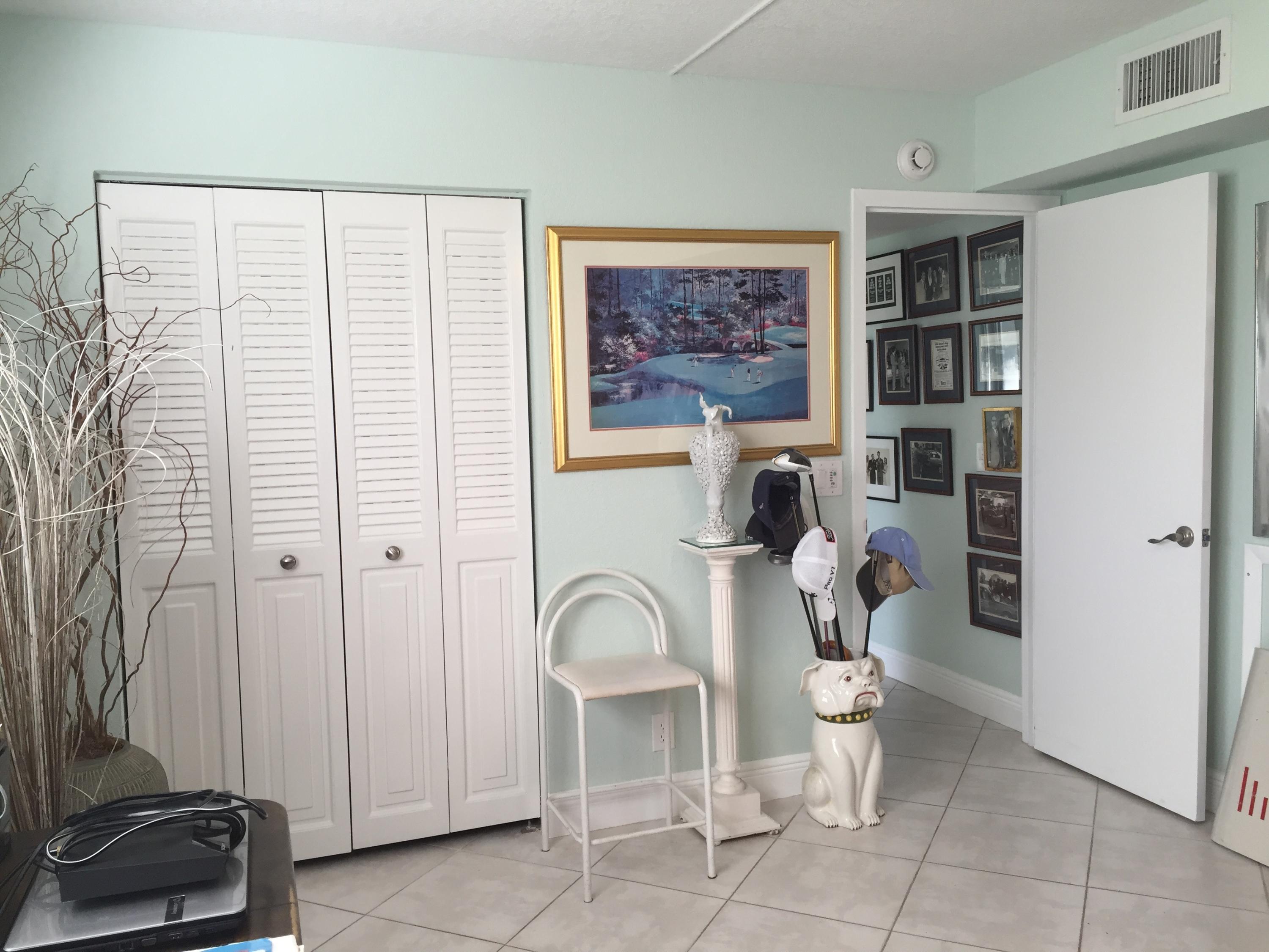 1072 Exeter Boca Raton, FL 33434 - Photo 25 of 32 2ND BEDROOM TOWARDS HALLWAY