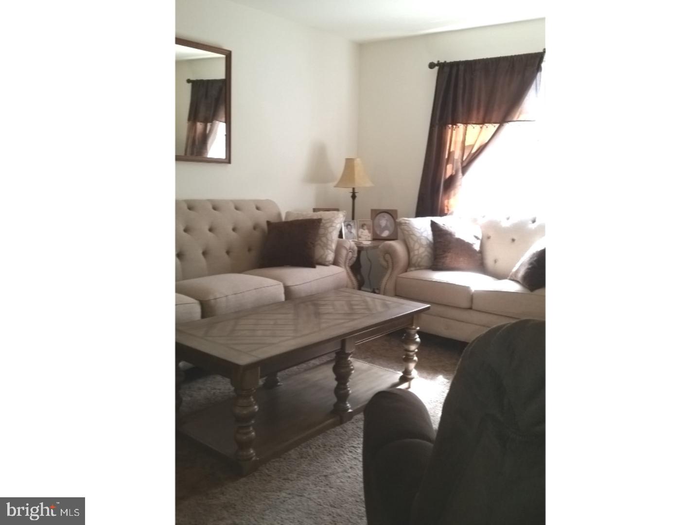 3543 Dutch Mill Road Newfield, NJ 08344 - Photo 2 of 11 Living Room