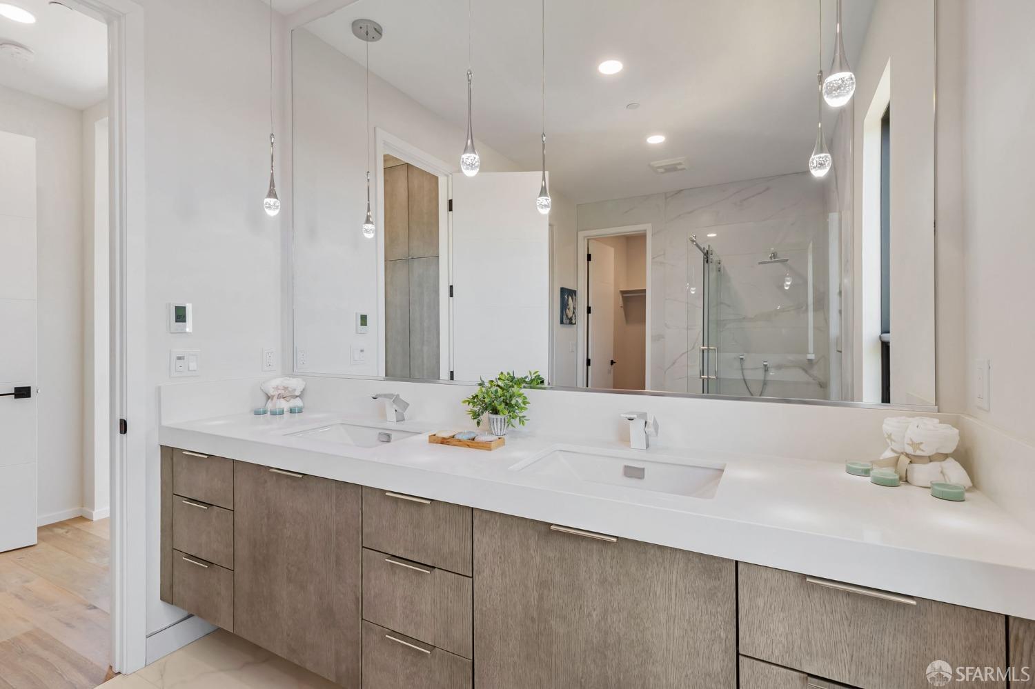 2009 Bishop Road Belmont, CA 94002 - Photo 18 of 63