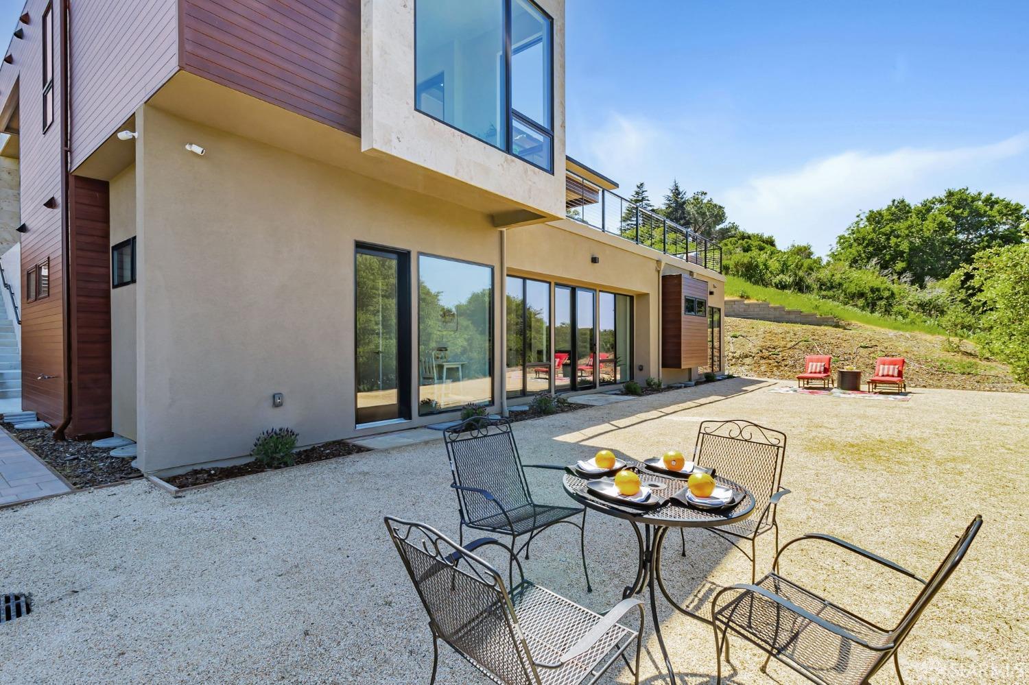 2009 Bishop Road Belmont, CA 94002 - Photo 44 of 63