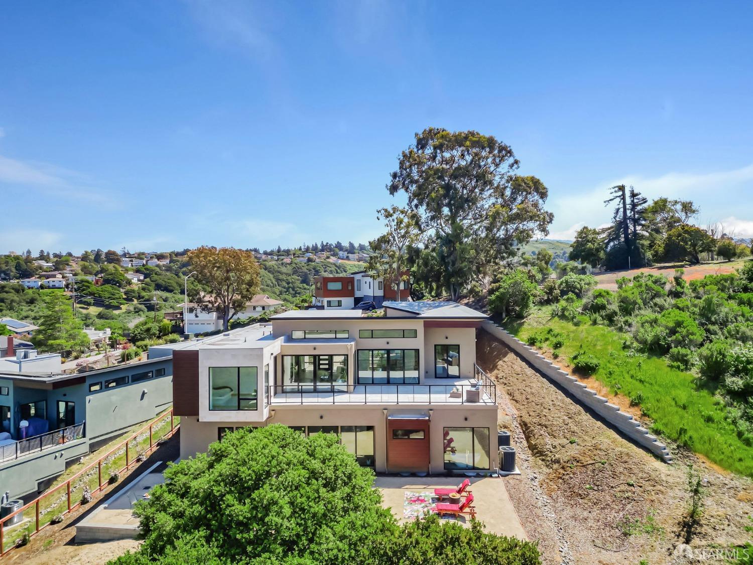 2009 Bishop Road Belmont, CA 94002 - Photo 45 of 63