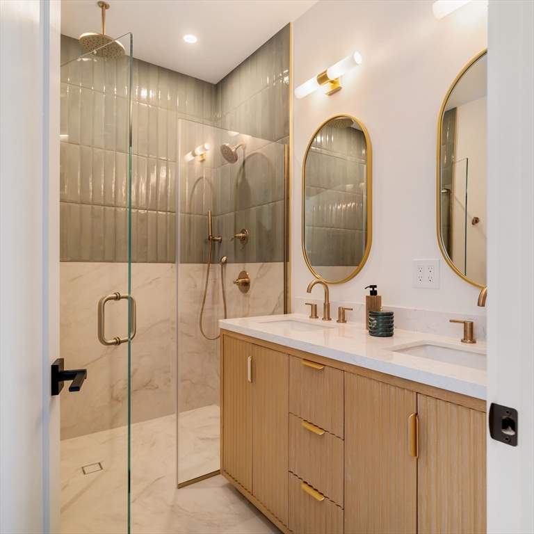 20 Keith Street, Unit 20 Watertown, MA 02472 - Photo 21 of 34