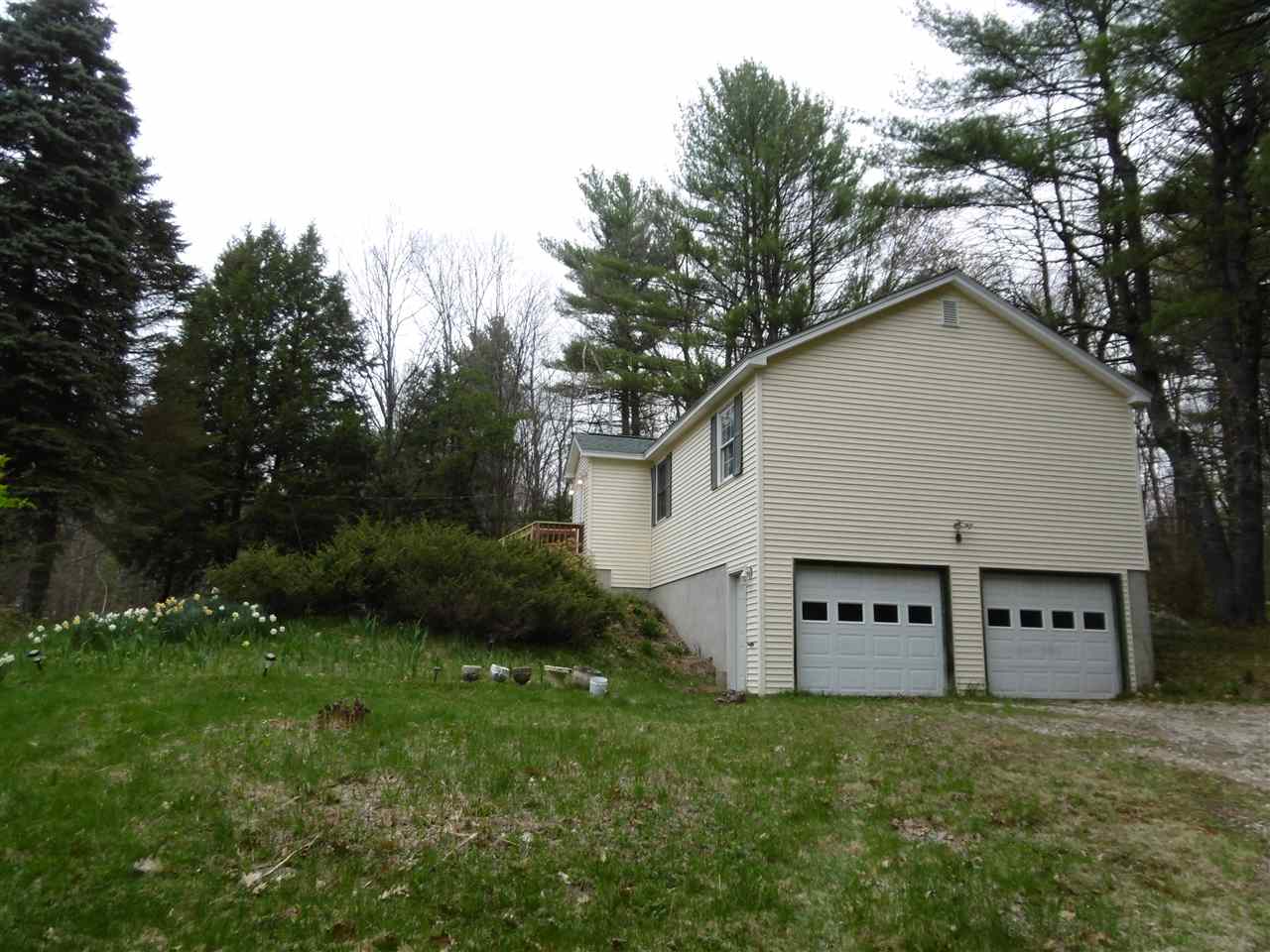 96 Palmer Road Candia, NH 03034 - Photo 2 of 17
