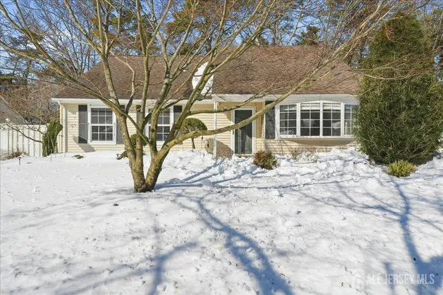 $560,000 | 514 Leawood Avenue, Toms River, NJ 08755