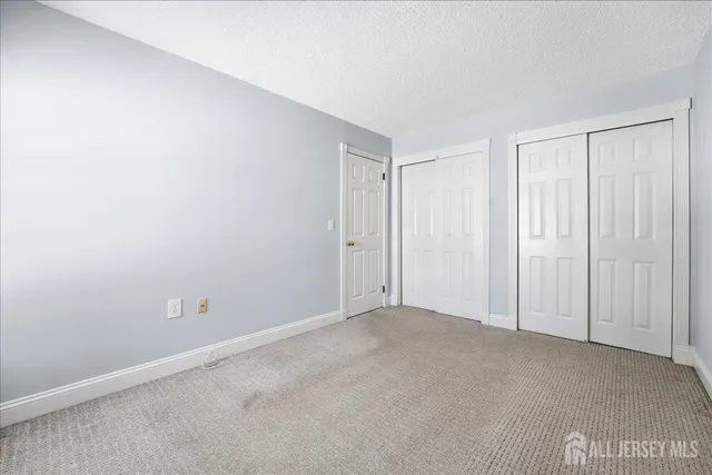 $560,000 | 514 Leawood Avenue, Toms River, NJ 08755