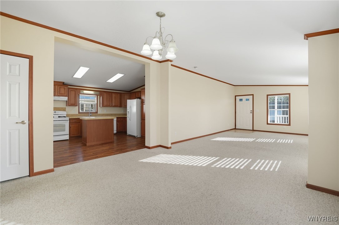 9808 Tottenham Avenue Clarence, NY 14031 - Photo 6 of 17