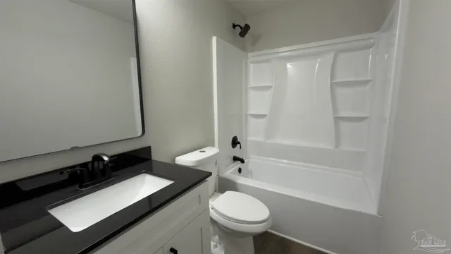 a view of walk in closet