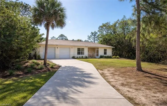 $989,000 | 160 19th Street Southwest, Naples, FL 34117