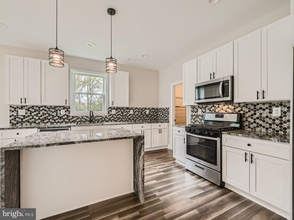 4411 Chapeldale Road Randallstown, MD 21133 - Photo 9 of 32 Gallery Image 9