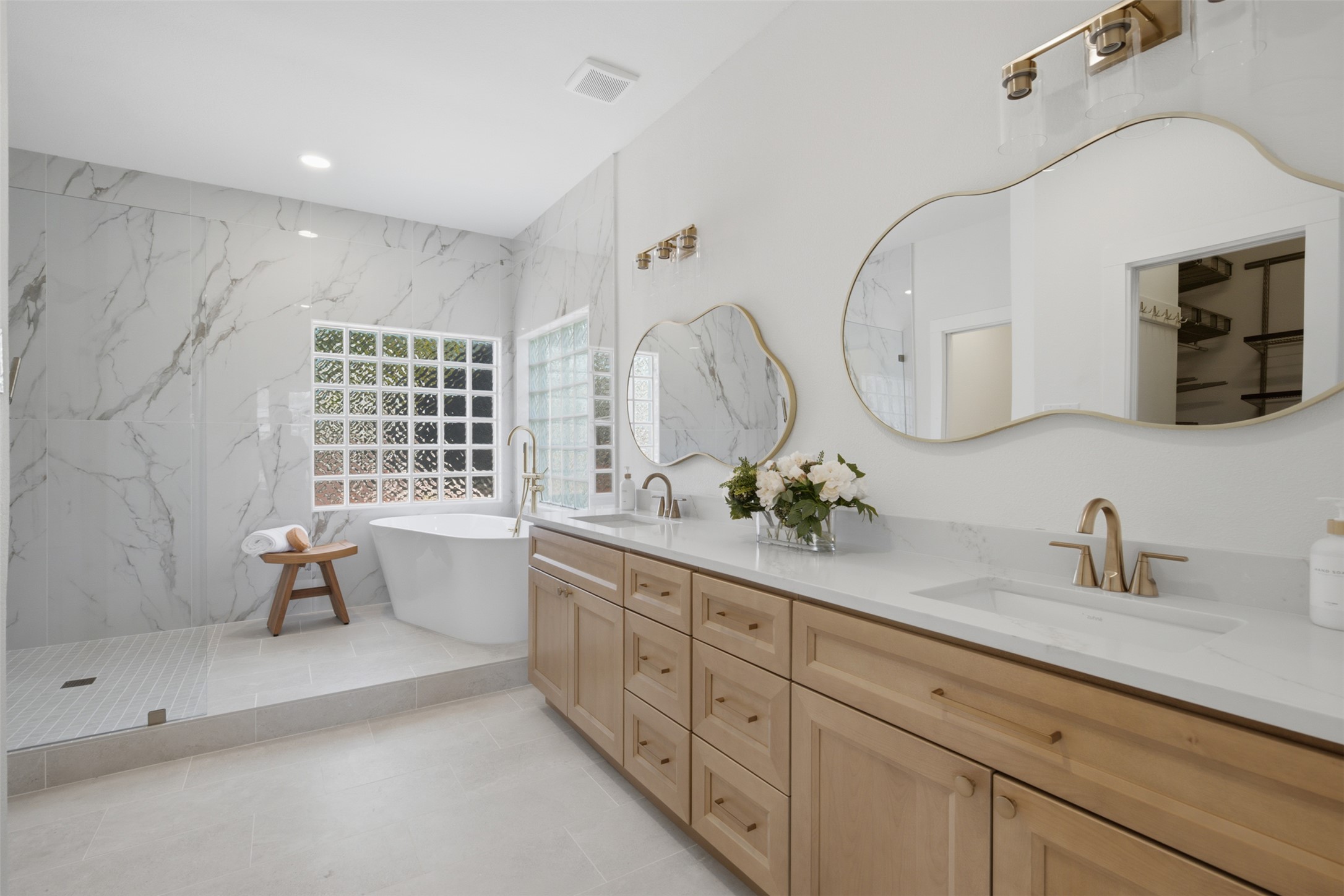 9312 Knoll Crest Loop Austin, TX 78759 - Photo 22 of 40 Gallery Image 22