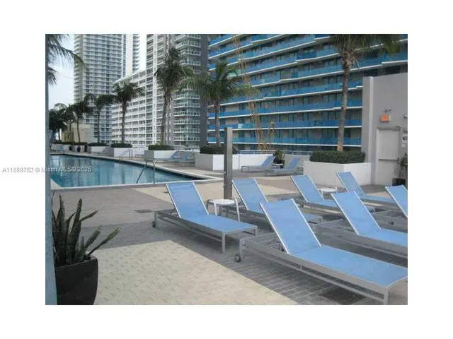 $4,300 | 60 Southwest 13th Street, Unit 1900, Miami, FL 33130