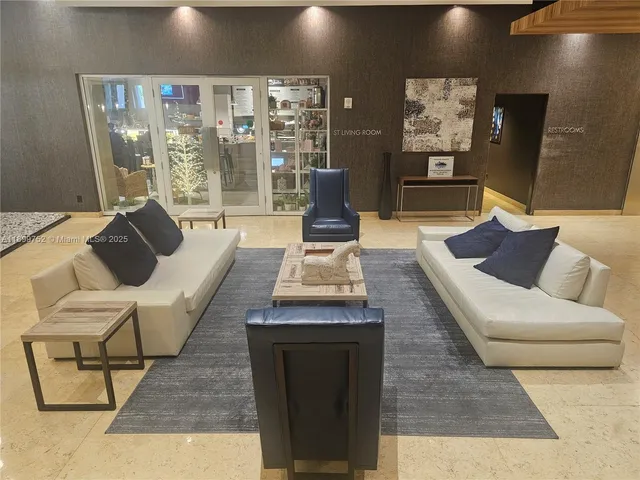 $4,300 | 60 Southwest 13th Street, Unit 1900, Miami, FL 33130