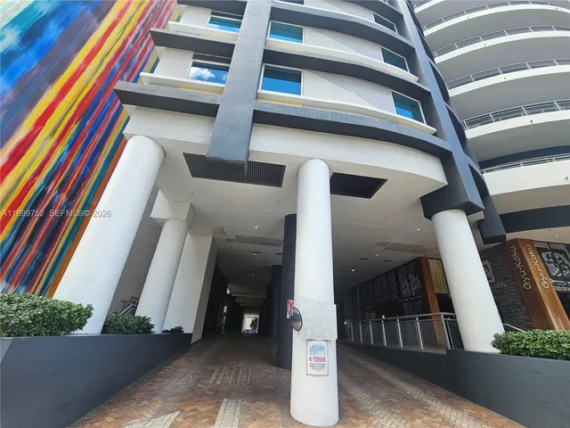 $4,300 | 60 Southwest 13th Street, Unit 1900, Miami, FL 33130