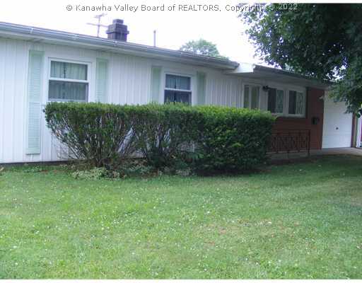 700 South Ritchie Avenue Ravenswood, WV 26164 - Photo 1 of 8 Exterior Front.