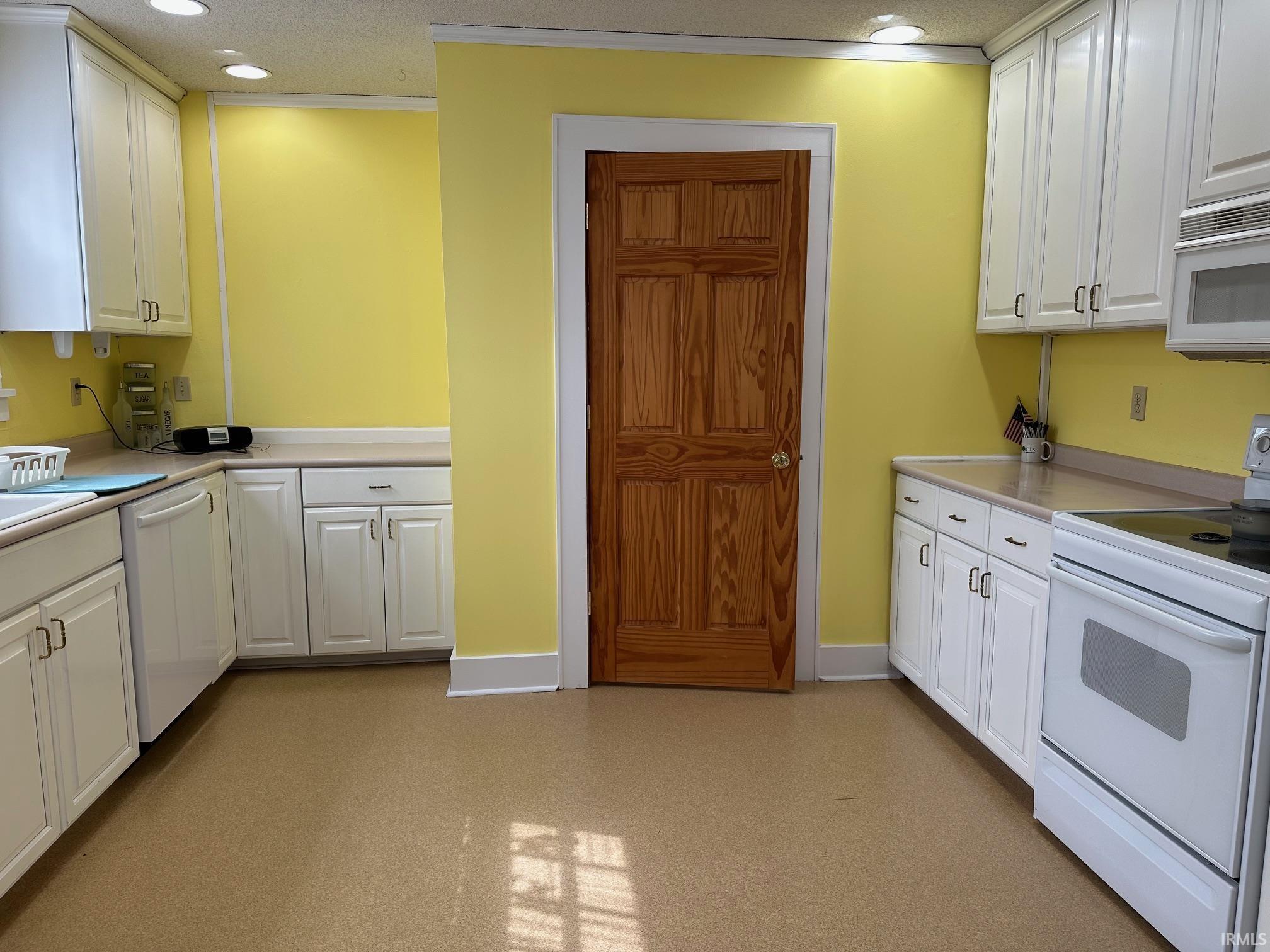 1617 Chase Road Logansport, IN 46947 - Photo 11 of 28