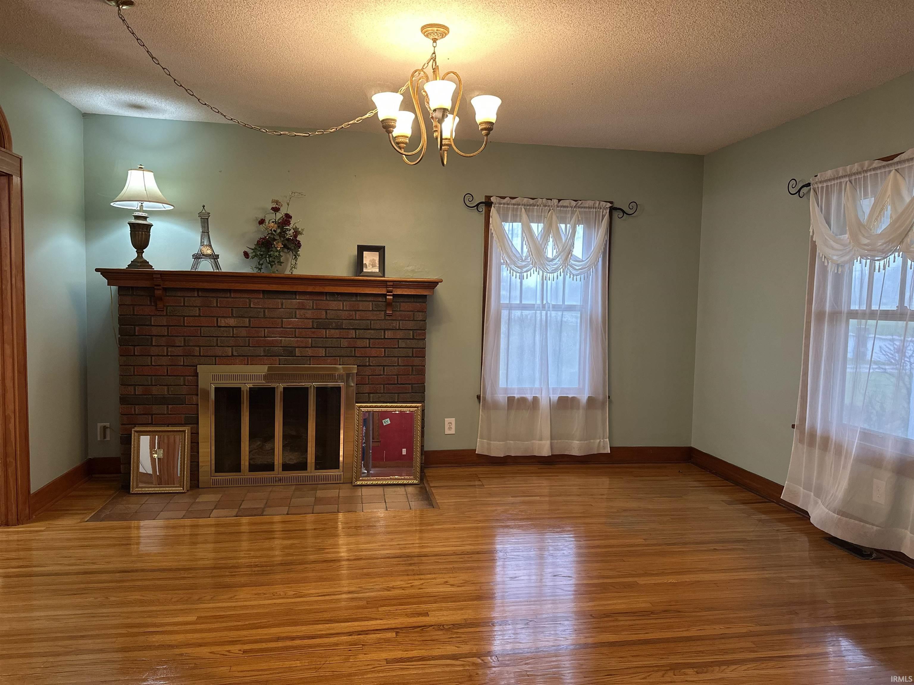 1617 Chase Road Logansport, IN 46947 - Photo 3 of 28
