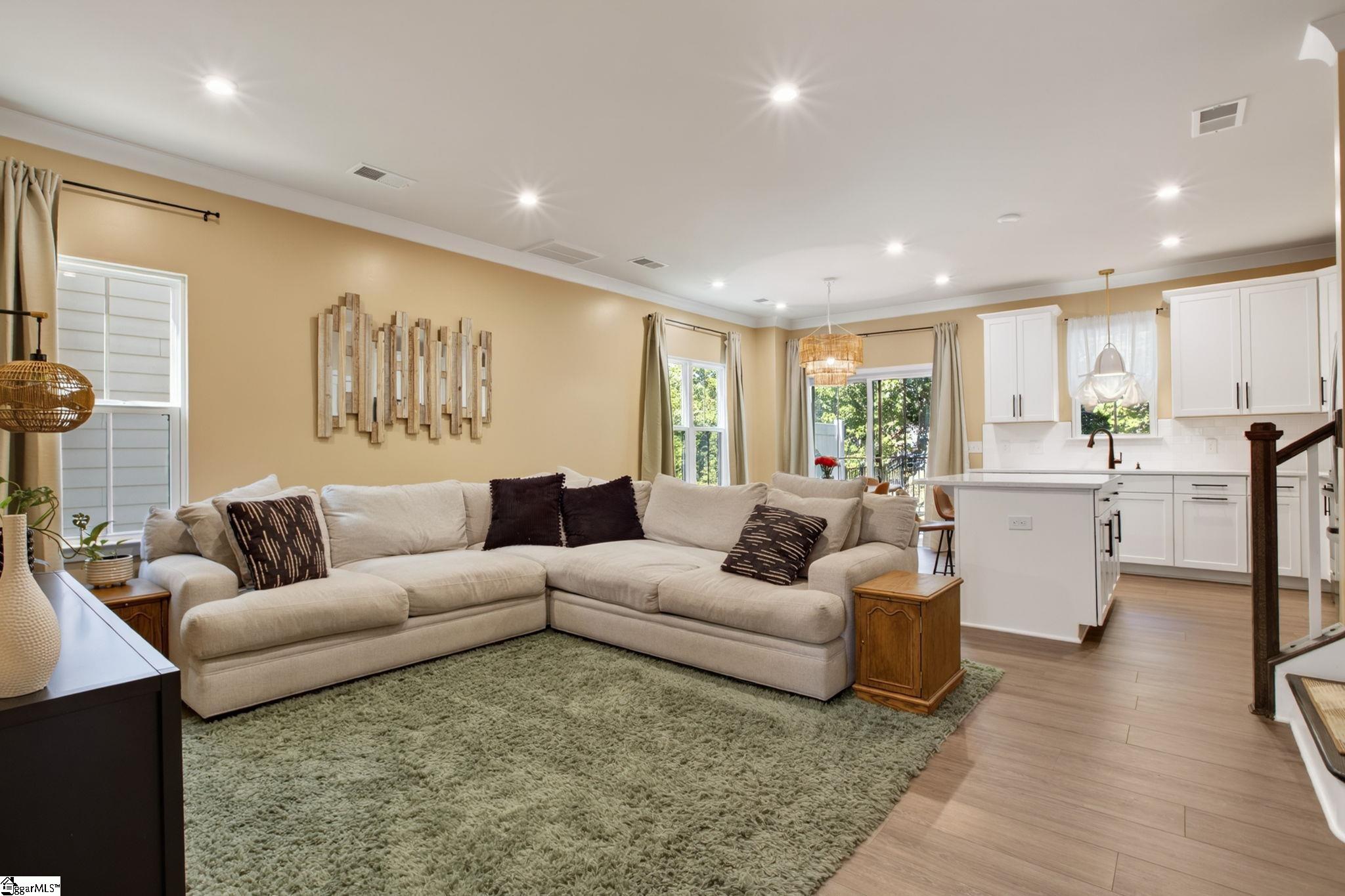 67 Connaught Court Mauldin, SC 29662 - Photo 12 of 41 Gallery Image 12