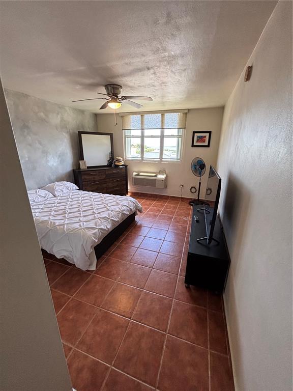 Cond Cond La, Unit E4 Fajardo, PR 00738 - Photo 9 of 33