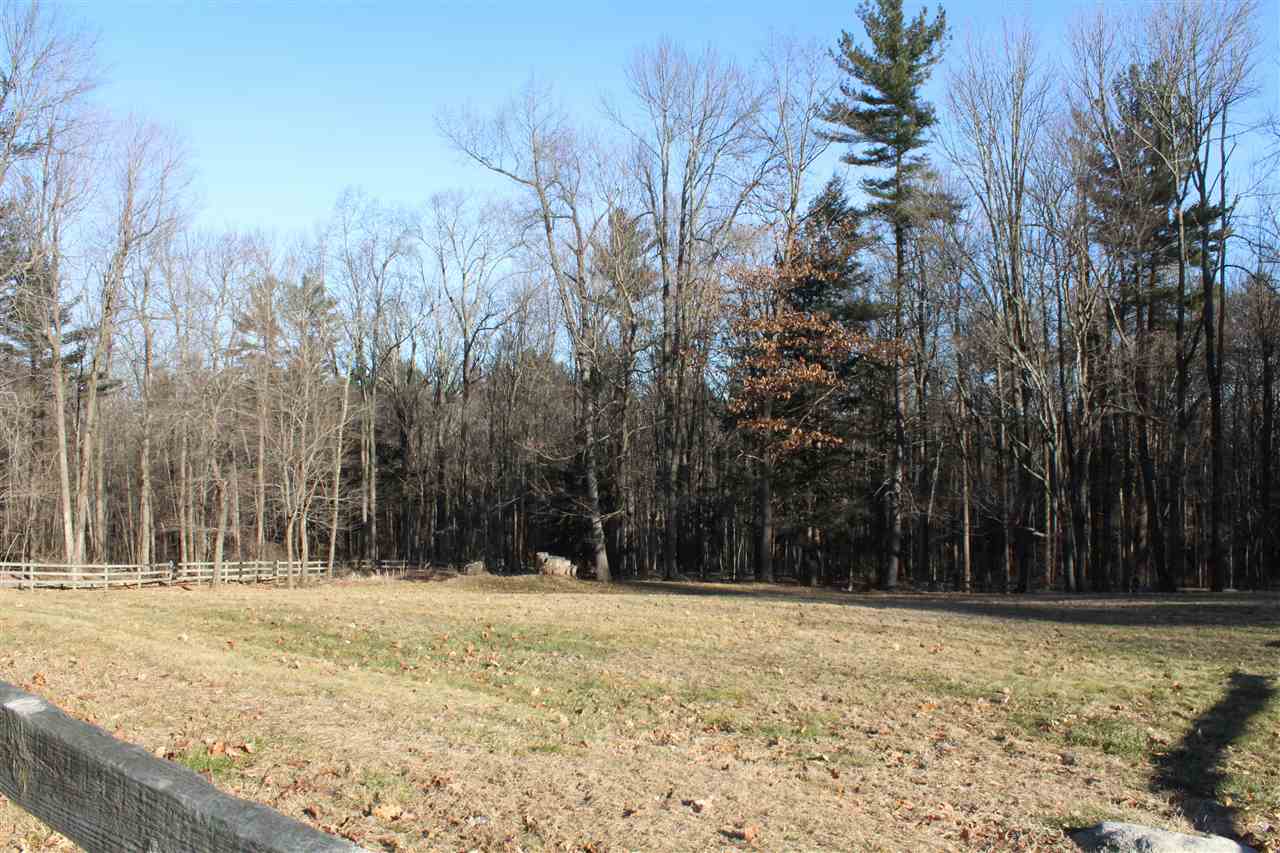 259 Kent Farm Road Hampstead, NH 03841 - Photo 2 of 20