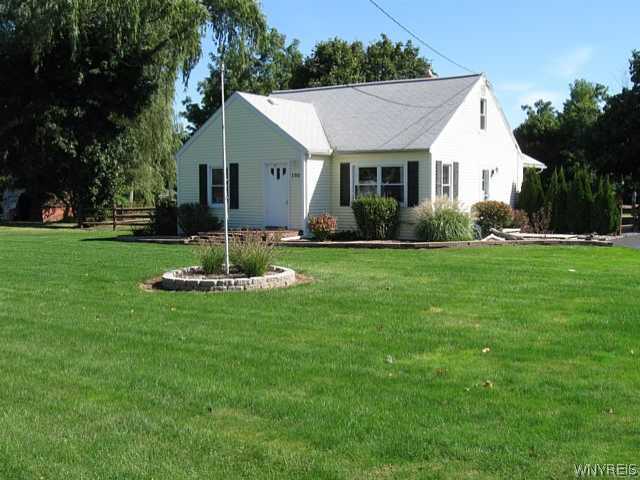 190 Island Cottage Road Greece, NY 14612 - Photo 1 of 1 Exterior Front