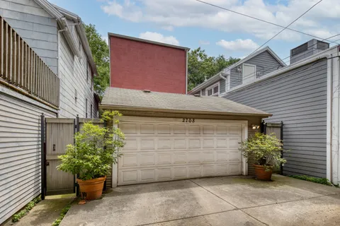 $1,100,000 | 2708 North Wilton Avenue, Chicago, IL 60614