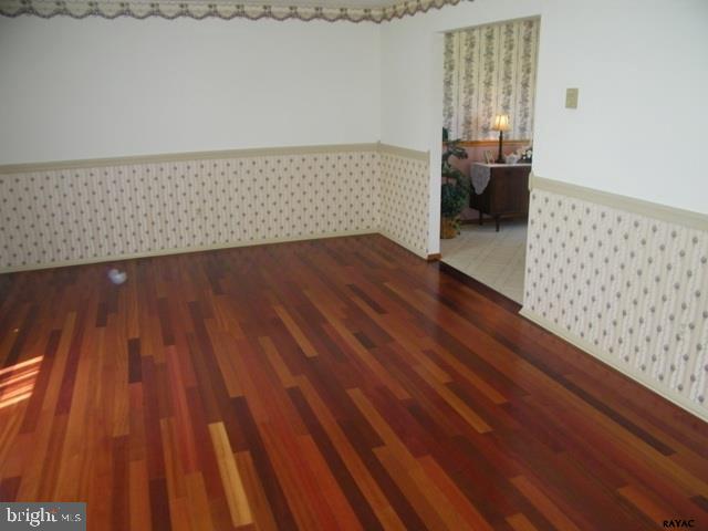 6417 Shutt Road Spring Grove, PA 17362 - Photo 8 of 29