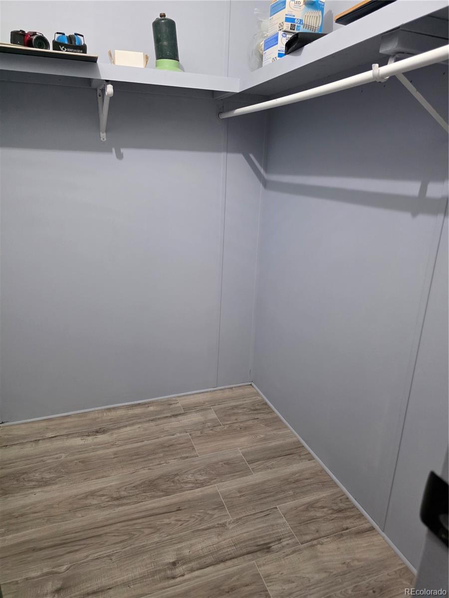 7881 Foothill Boulevard Alamosa, CO 81101 - Photo 15 of 25 a view of a closet