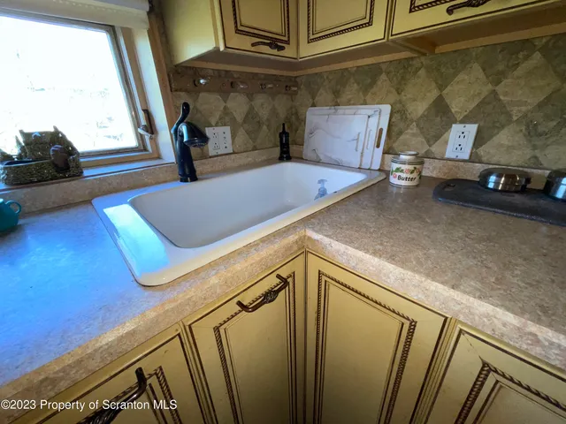 $199,000 | 1022 Main Street, Peckville, PA 18452