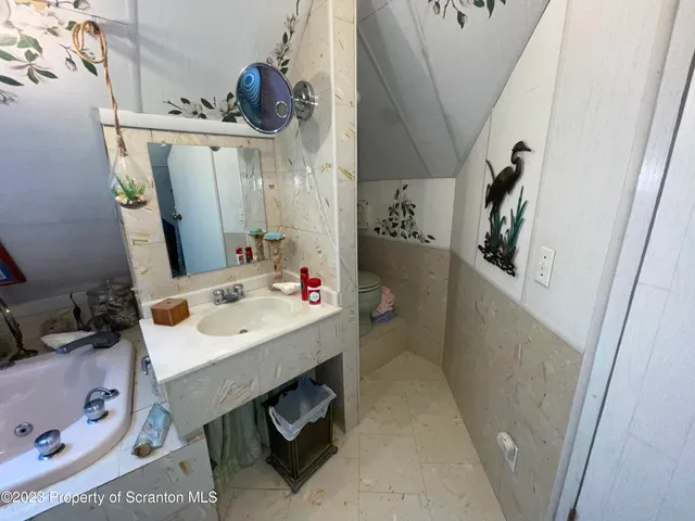 $199,000 | 1022 Main Street, Peckville, PA 18452