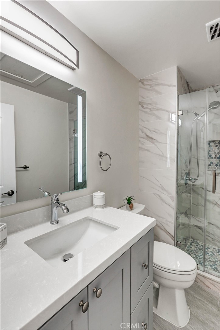 102 South Curtis Avenue Alhambra, CA 91801 - Photo 18 of 48