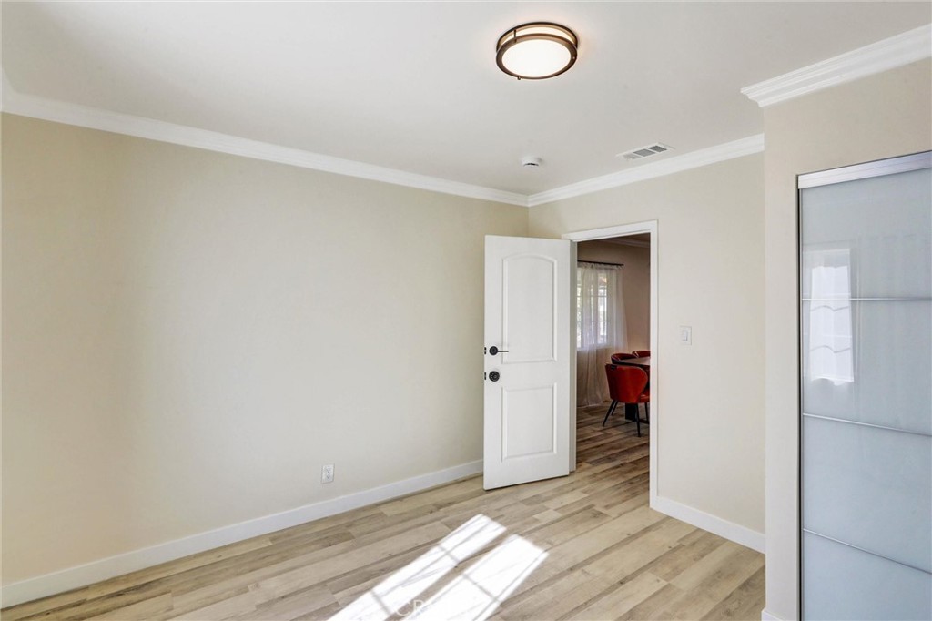 102 South Curtis Avenue Alhambra, CA 91801 - Photo 23 of 48