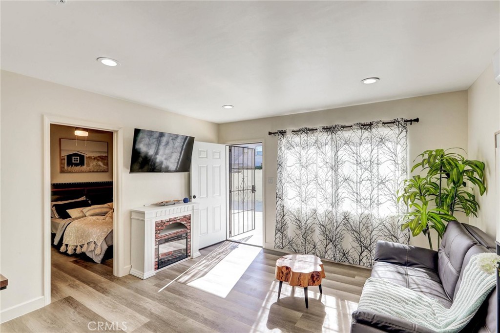 102 South Curtis Avenue Alhambra, CA 91801 - Photo 27 of 48