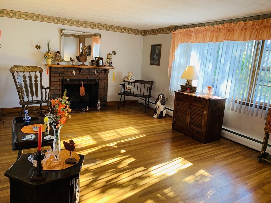 19 Monte Road Lynn, MA 01904 - Photo 3 of 16 Gallery Image 3